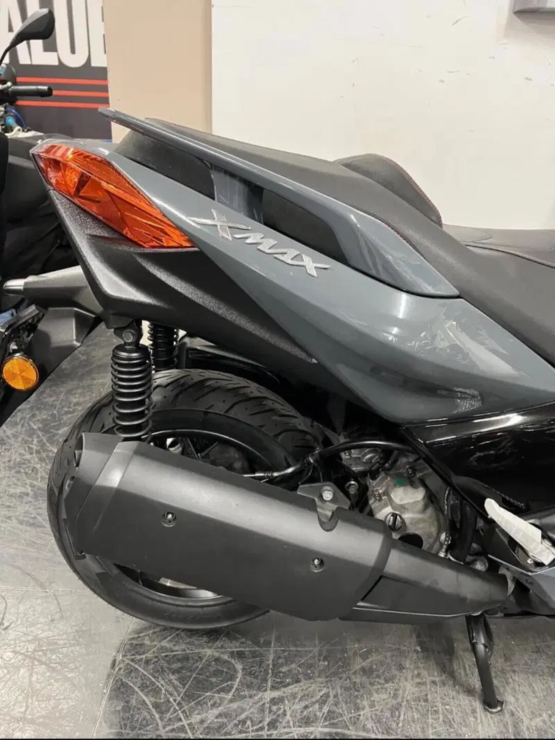 Yamaha X-Max 300 Tech Max (2021 - 24) (5)