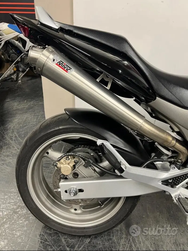 Honda Hornet 600 (2007 - 10) (5)