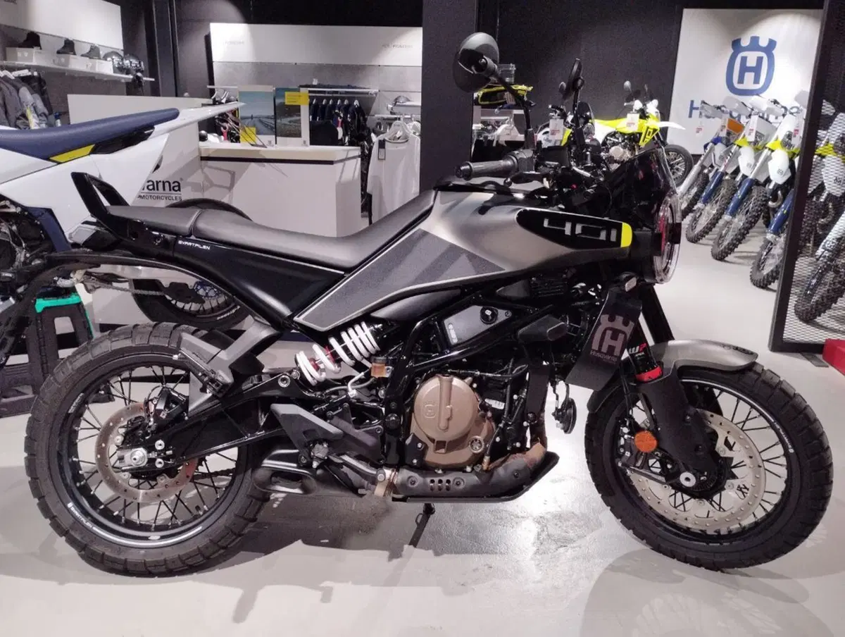 Husqvarna Svartpilen 401 (2024 - 26)