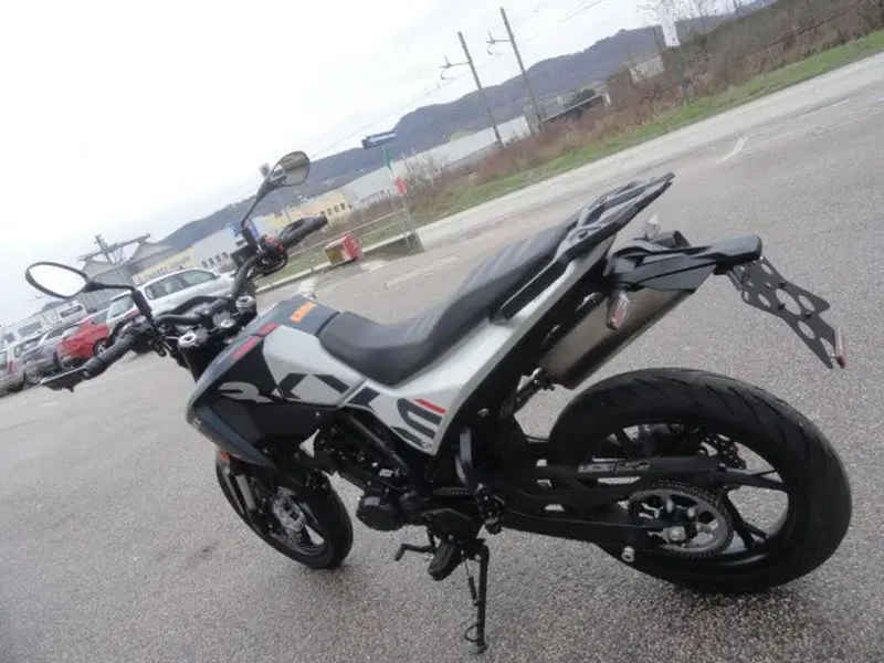 Benelli BKX 125 S (2026) (6)