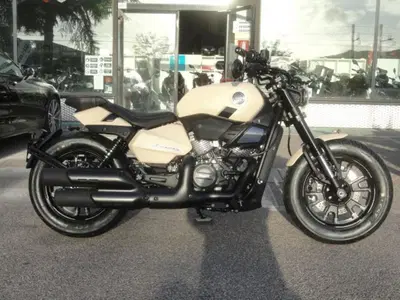 Benelli Leoncino 400 Bobber (2026) nuova