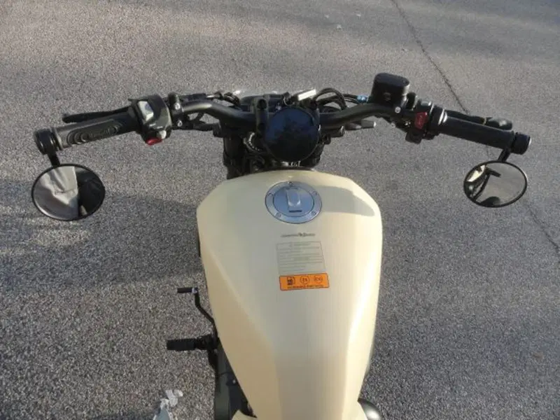 Benelli Leoncino 400 Bobber (2026) (12)