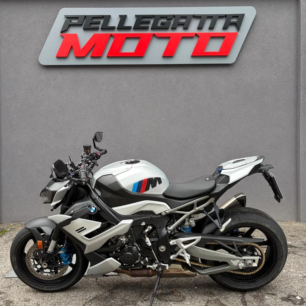 Bmw M 1000 R (2025 - 26)