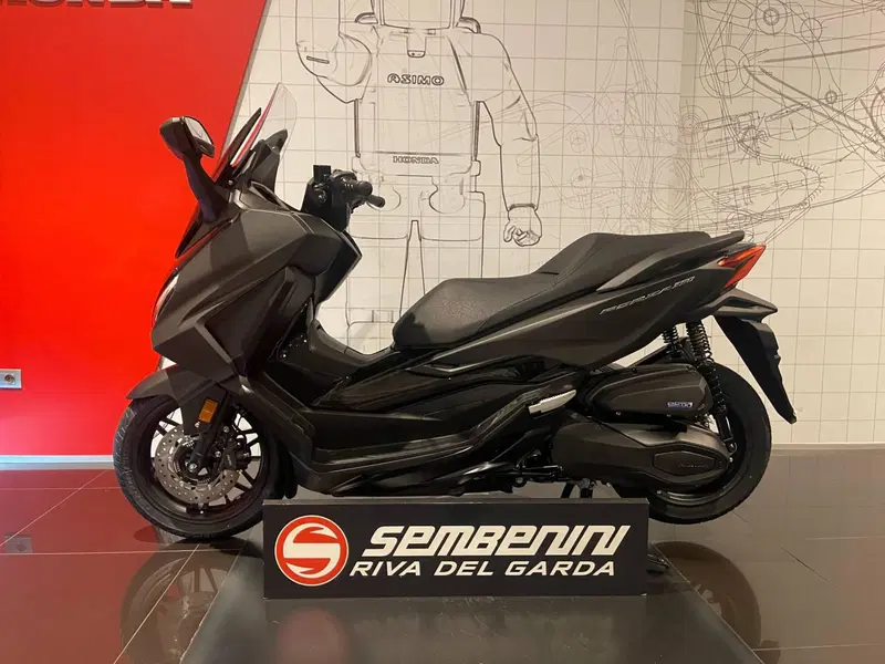 Honda Forza 350 (2025 - 26) (5)