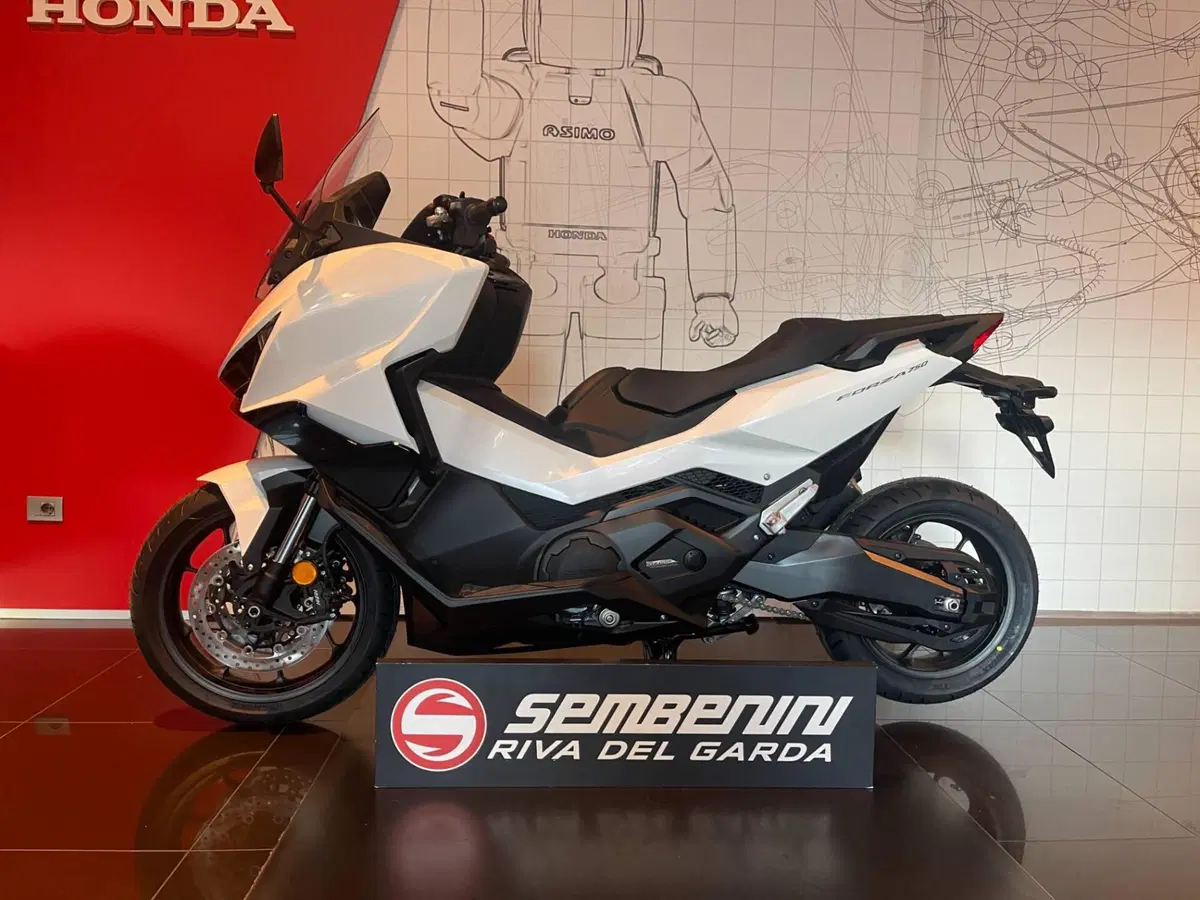 Honda Forza 750 (2025 - 26) (6)