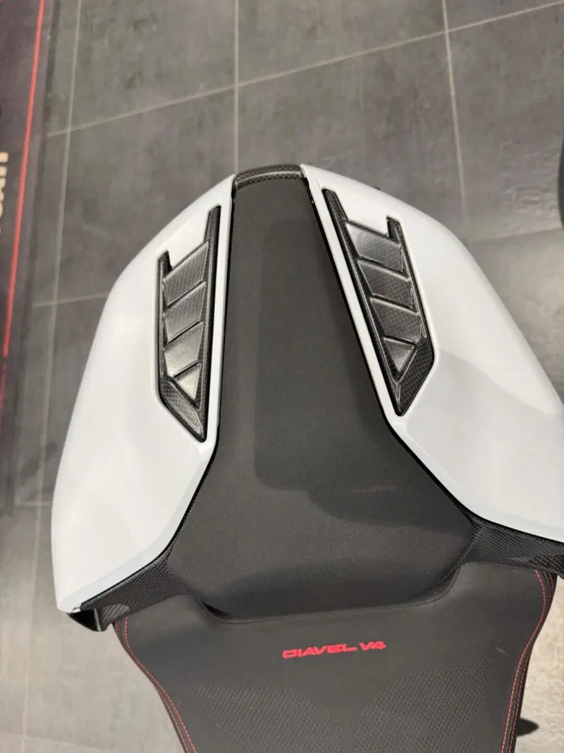 Ducati Diavel V4 RS (2026) (5)