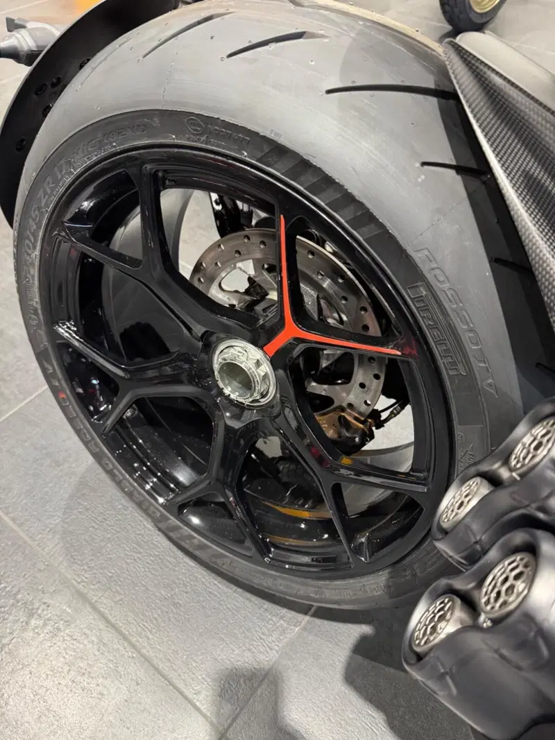 Ducati Diavel V4 RS (2026) (20)