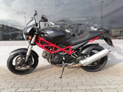 Ducati Monster 695 (2006 - 08) usata