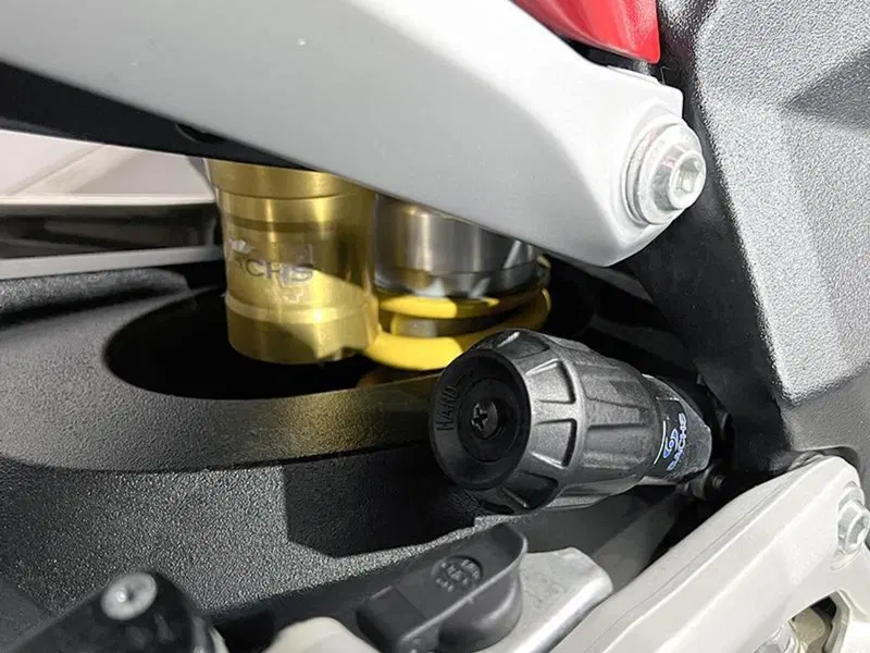 MV Agusta Turismo Veloce 800 Lusso (2014 - 16) (4)