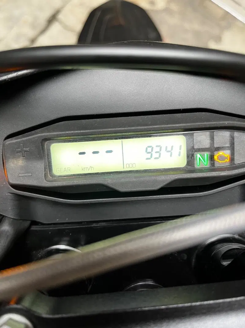 KTM 690 SMC R (2023 - 25) (5)