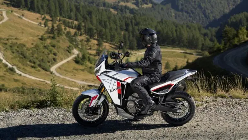 Moto Morini avvia super offerte su X-Cape 1200 e X-Cape 700, fino ad aprile
