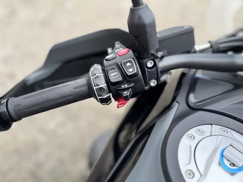 Bmw R 1300 GS Triple Black (2023 - 26) (7)
