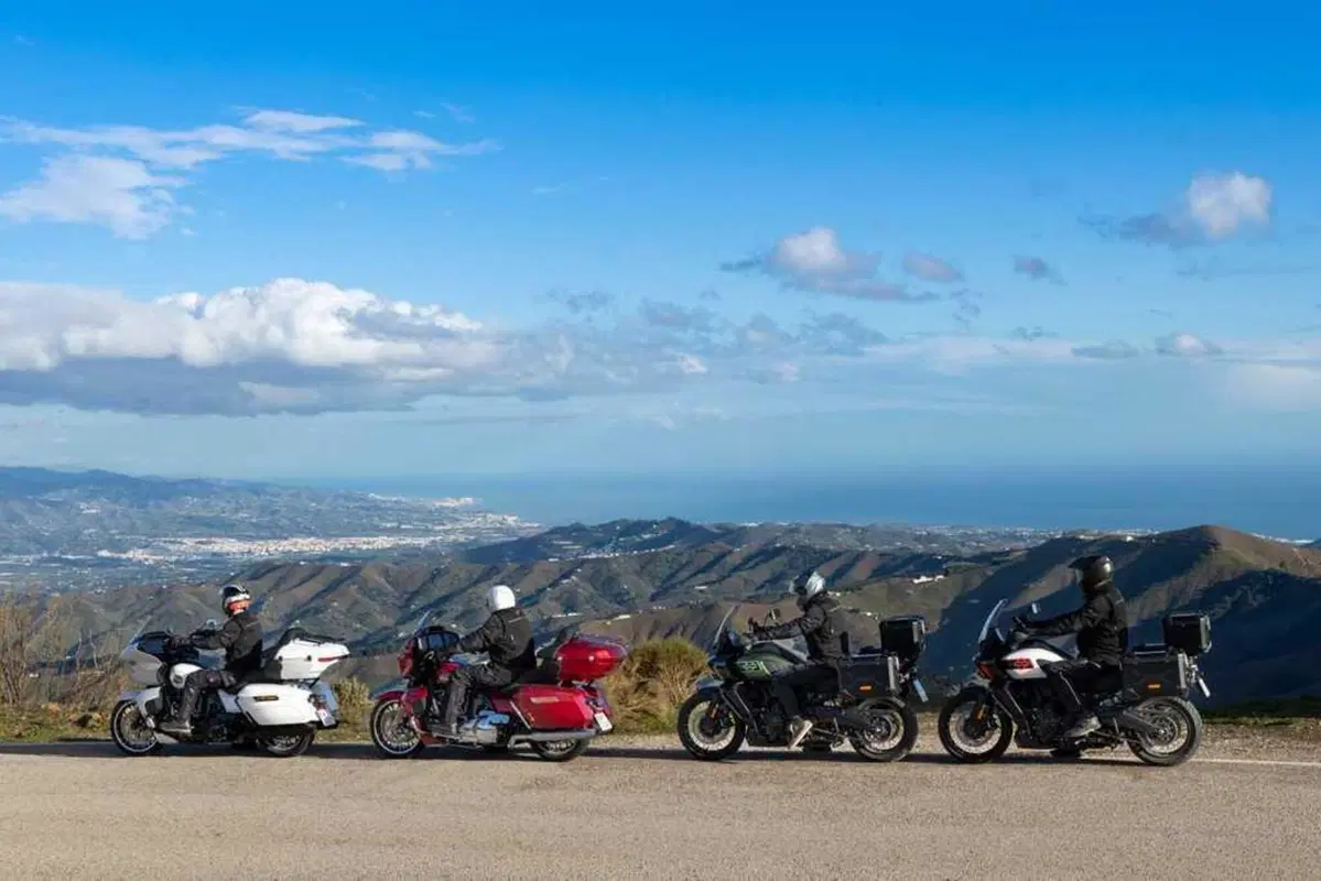 HARLEY-DAVIDSON Street Glide, Road Glide e Pan America LIMITED 2026: il TEST (2)