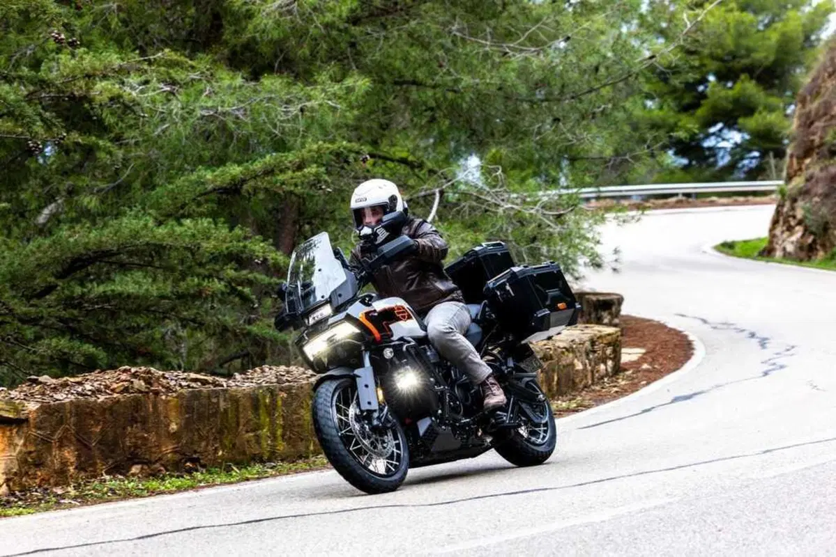 HARLEY-DAVIDSON Street Glide, Road Glide e Pan America LIMITED 2026: il TEST (2)