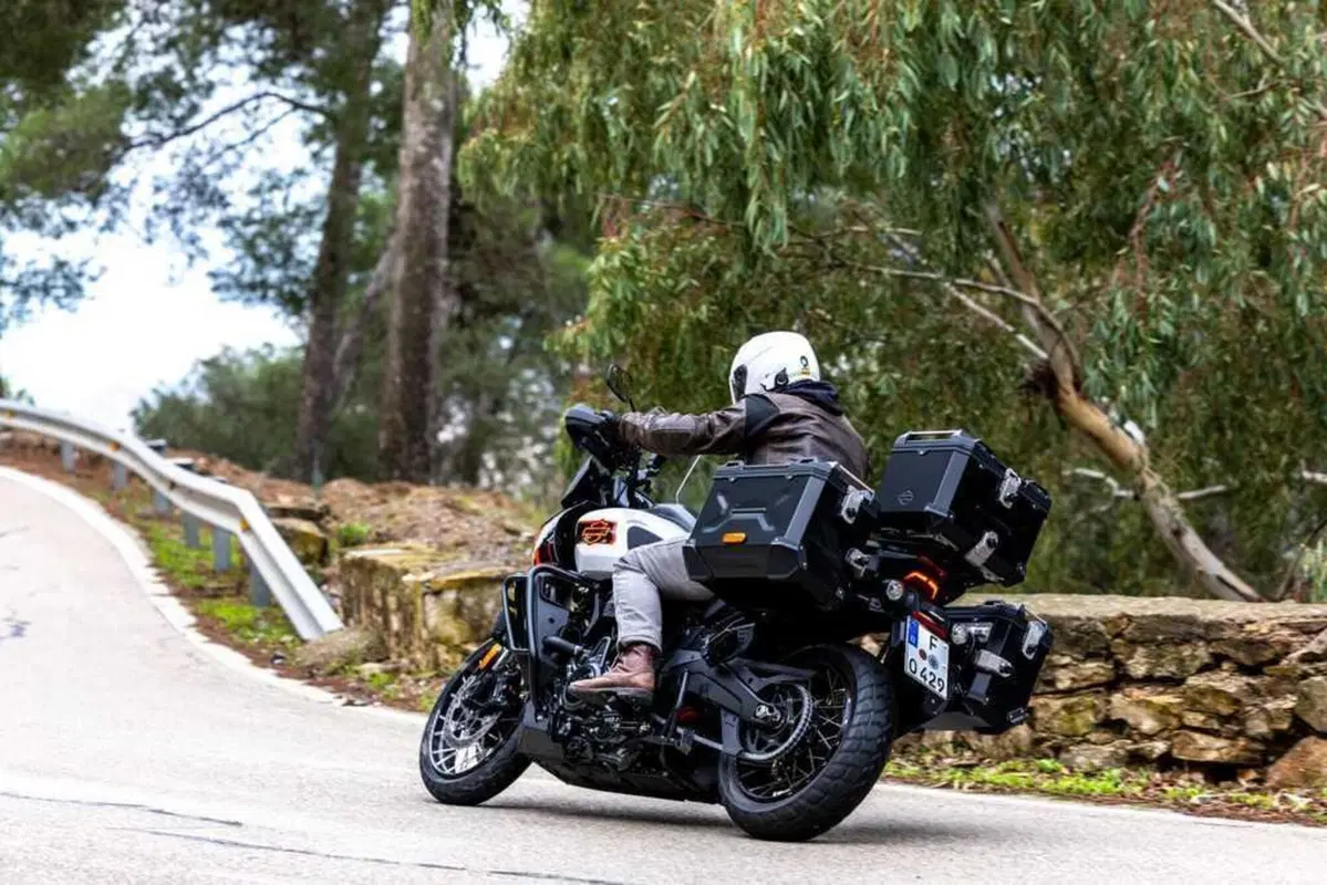 HARLEY-DAVIDSON Street Glide, Road Glide e Pan America LIMITED 2026: il TEST (4)
