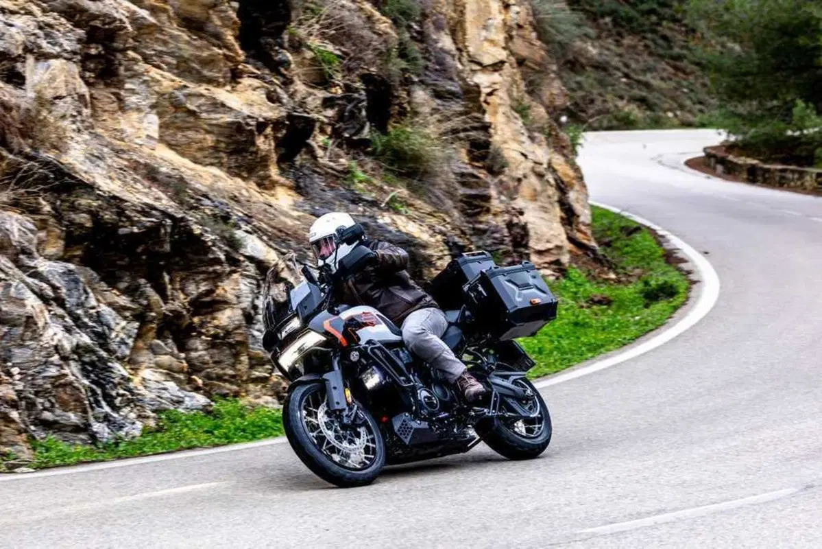 HARLEY-DAVIDSON Street Glide, Road Glide e Pan America LIMITED 2026: il TEST (11)