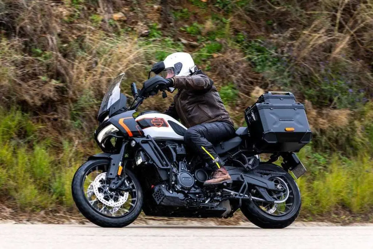 HARLEY-DAVIDSON Street Glide, Road Glide e Pan America LIMITED 2026: il TEST (15)