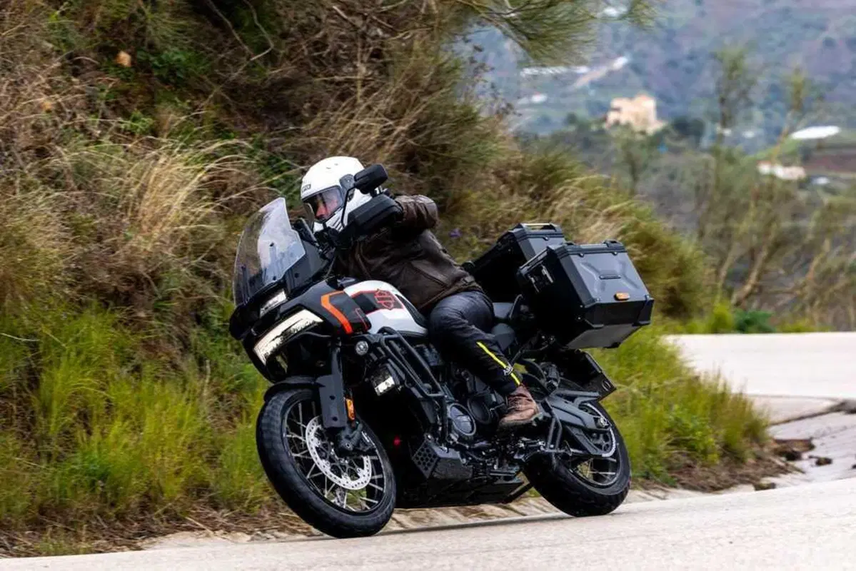 HARLEY-DAVIDSON Street Glide, Road Glide e Pan America LIMITED 2026: il TEST (16)