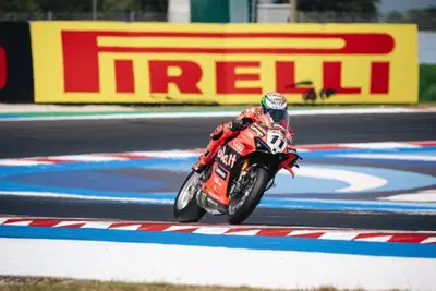 SBK 2026. Pneumatici in ritardo per il round australiano. Dorna e Pirelli li spediscono per via aerea