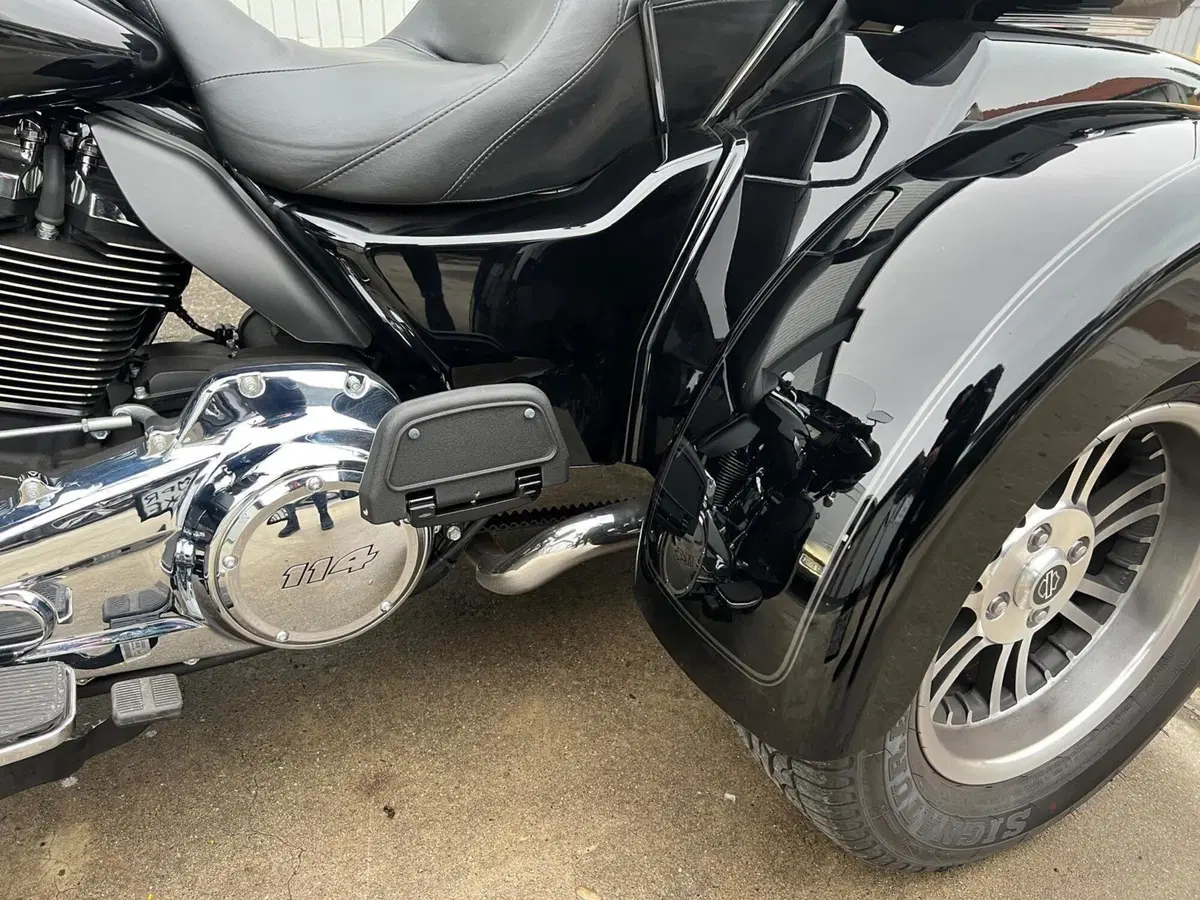 Harley-Davidson Tri Glide Ultra (2021 - 26) (18)