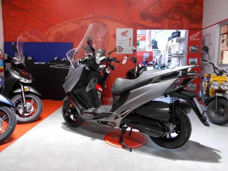 Kymco X-Town 300i City (2021 - 25) (6)