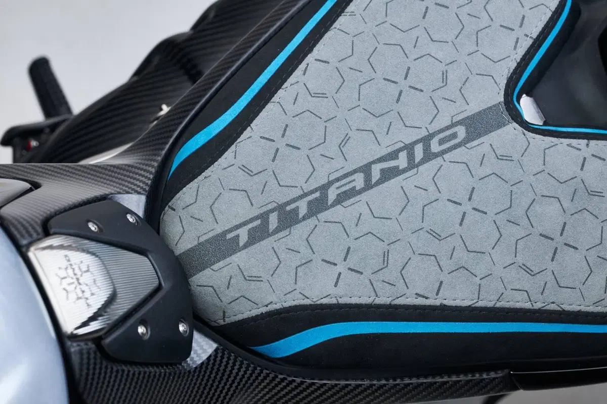 MV Agusta Rush 1000 (2023 - 26) (4)