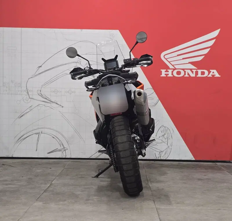 KTM 890 Adventure (2023 - 26) (4)