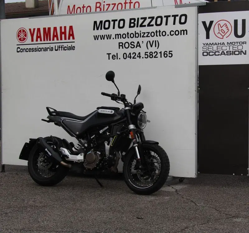 Husqvarna Svartpilen 125 (2021 - 23) (3)