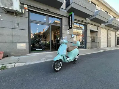 Vespa Primavera 50 (2021 - 23) usata