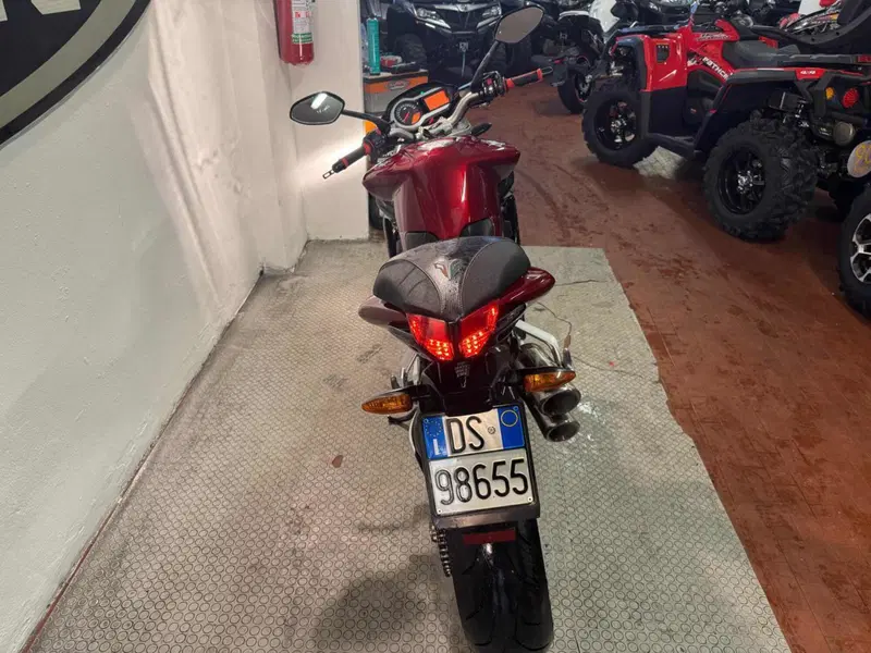 MV Agusta Brutale 920 (2011 - 12) (4)