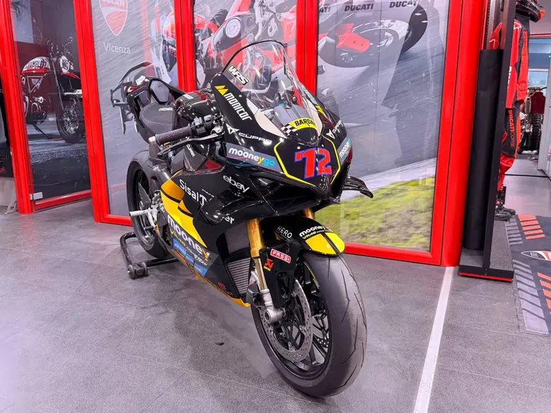 Ducati Panigale V4 S (2022 - 24) (4)