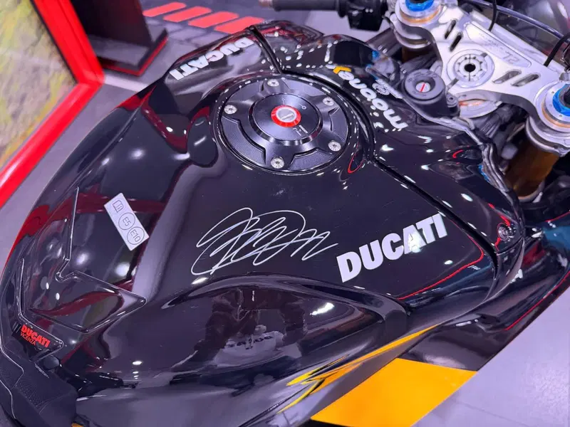 Ducati Panigale V4 S (2022 - 24) (12)