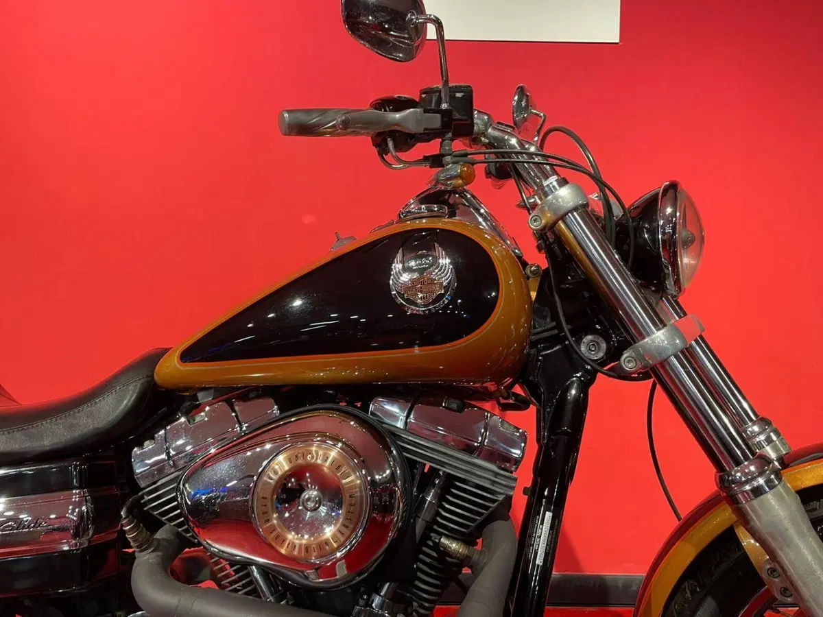 Harley-Davidson 1584 Wide Glide (2007 - 11) - FXDWG