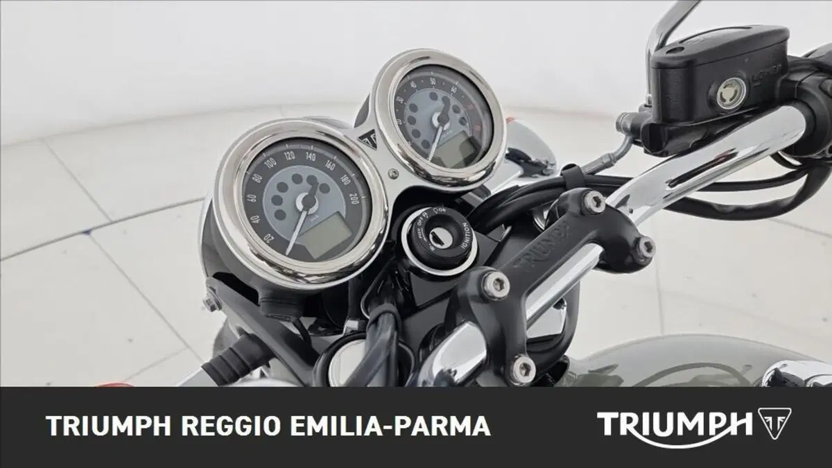 Triumph Bonneville T120 (2021 - 25) (9)