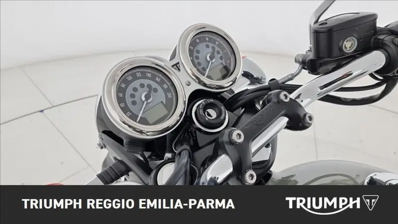 Triumph Bonneville T120 (2021 - 25) (9)
