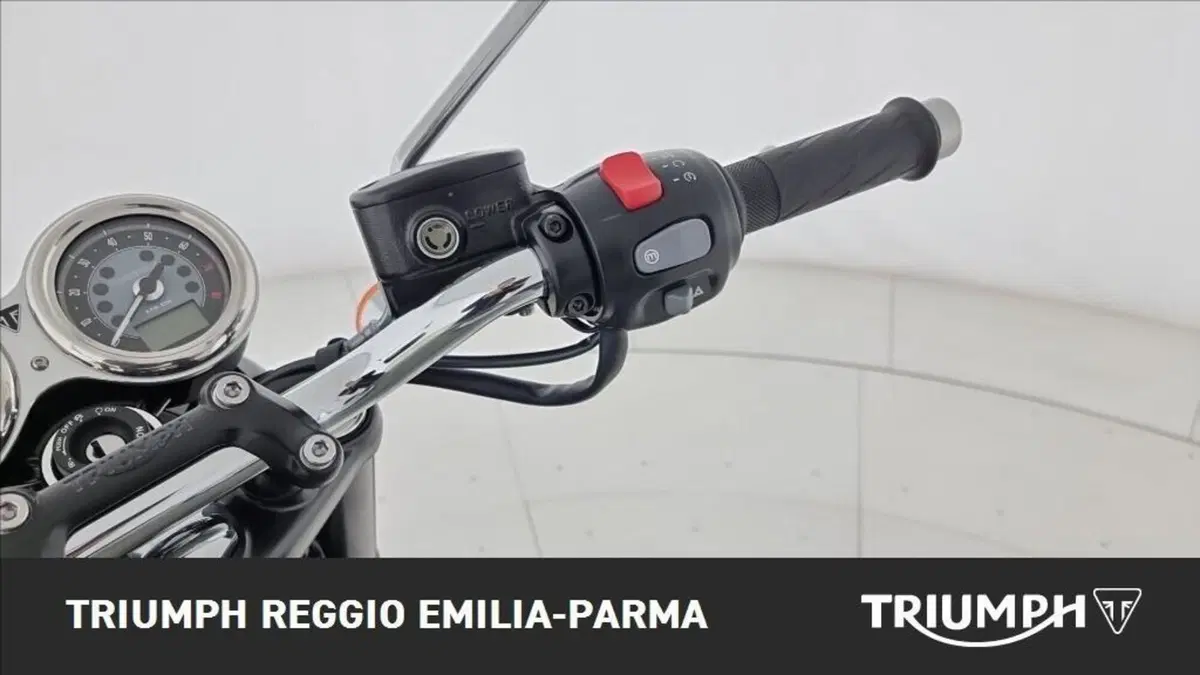 Triumph Bonneville T120 (2021 - 25) (10)