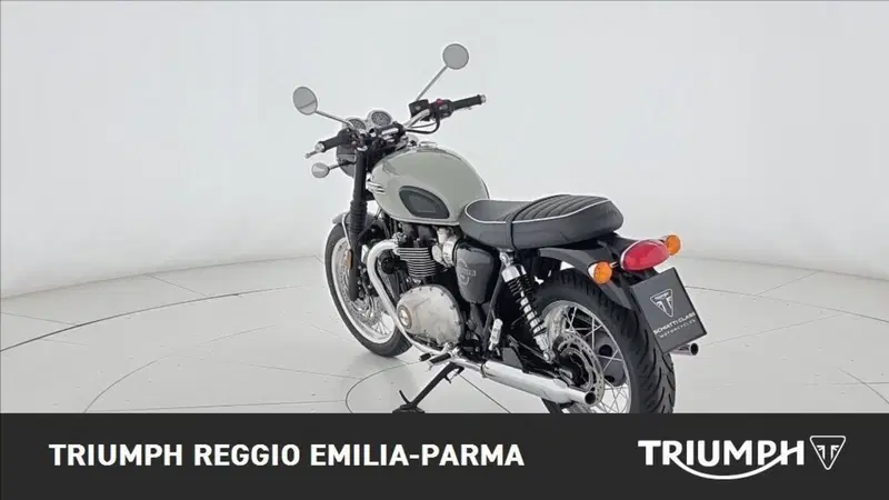 Triumph Bonneville T120 (2021 - 25) (4)
