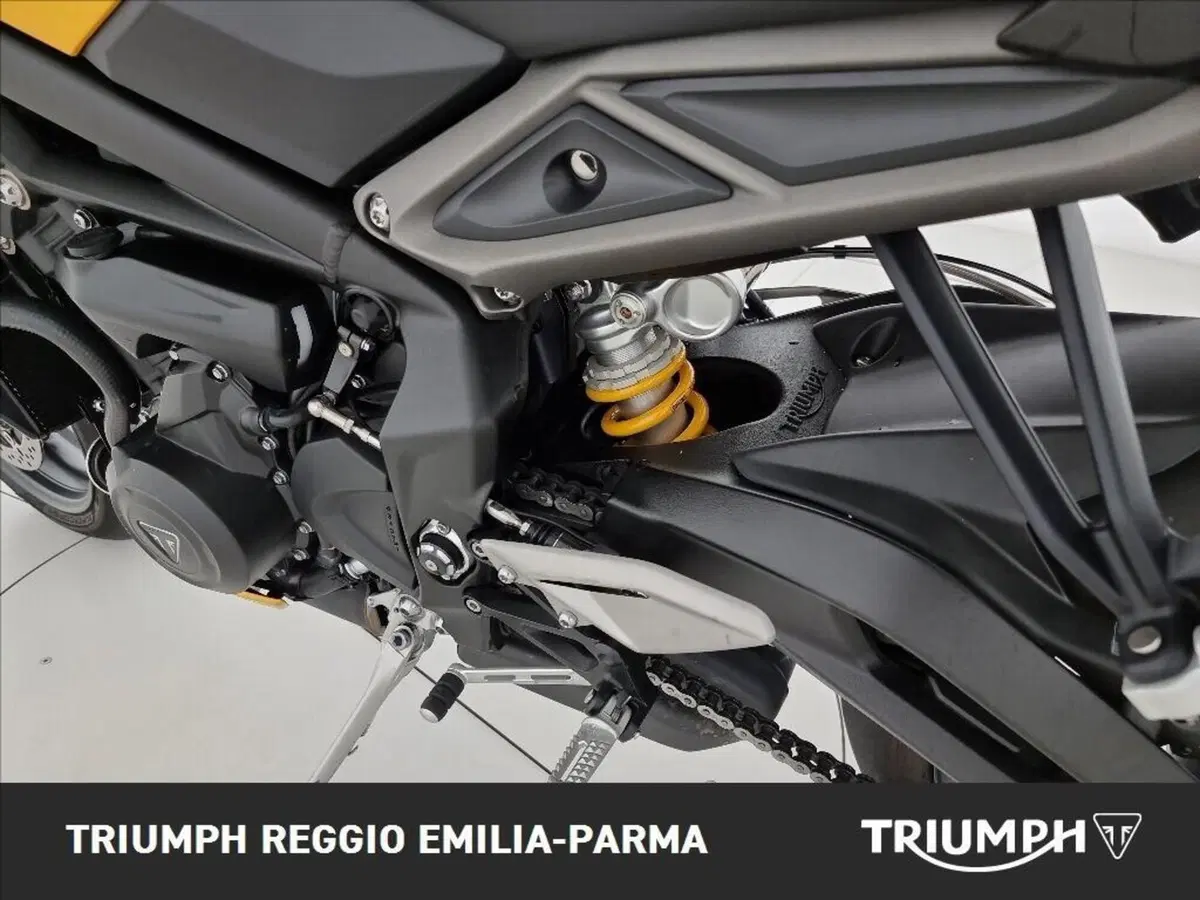 Triumph Street Triple 765 RS (2023 - 26) (16)