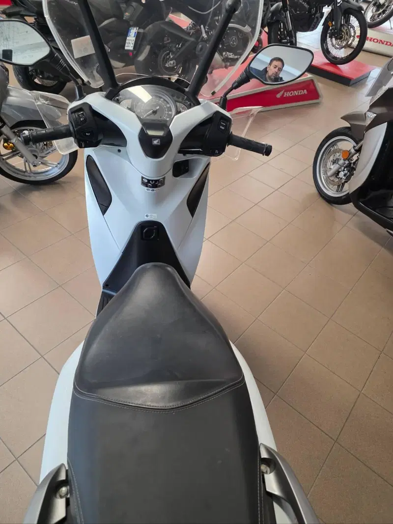 Honda SH 150i (2017 - 19) (3)