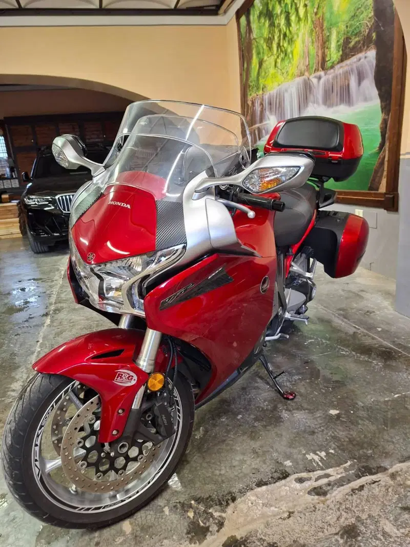Honda VFR 1200 F ABS (2009 - 16) (4)
