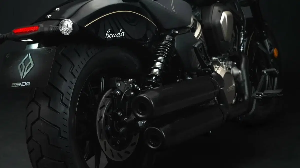 Benda Motorcycles Chinchilla 500 V2 (2025 - 26) (4)