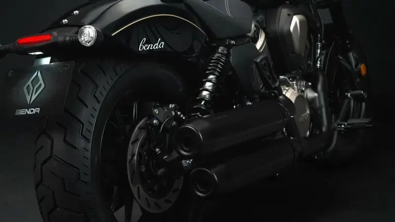 Benda Motorcycles Chinchilla 500 V2 (2025 - 26) (4)