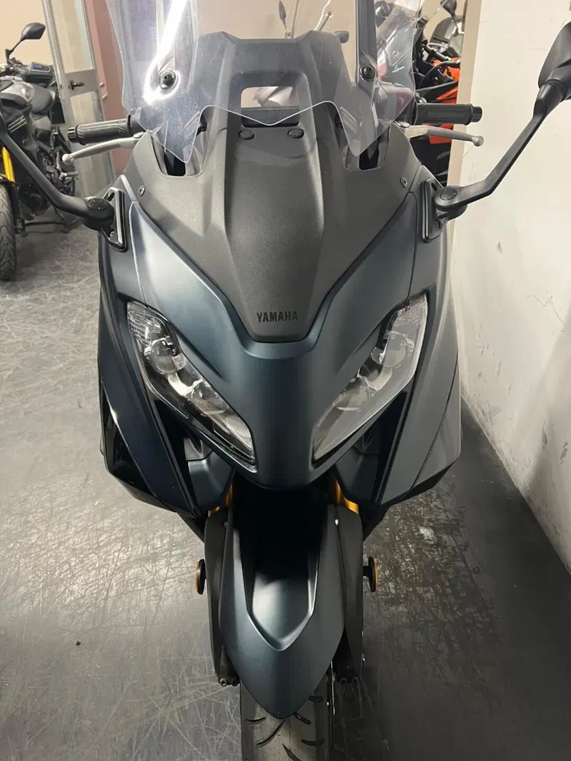 Yamaha T-Max 560 Tech Max (2022 - 24) (3)
