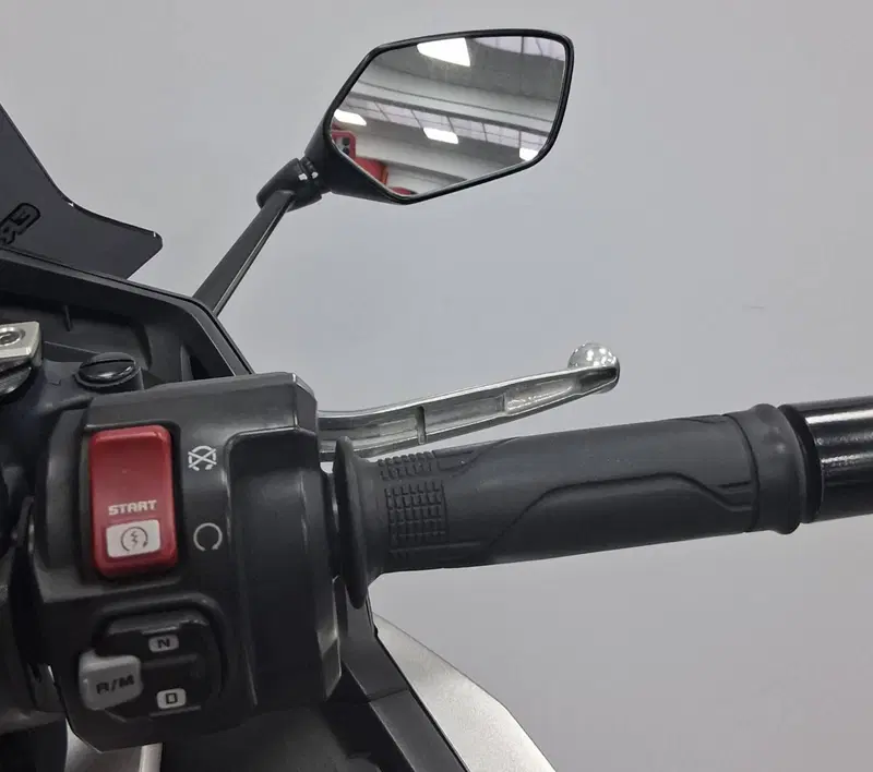 Honda Forza 750 DCT (2021 - 24) (6)
