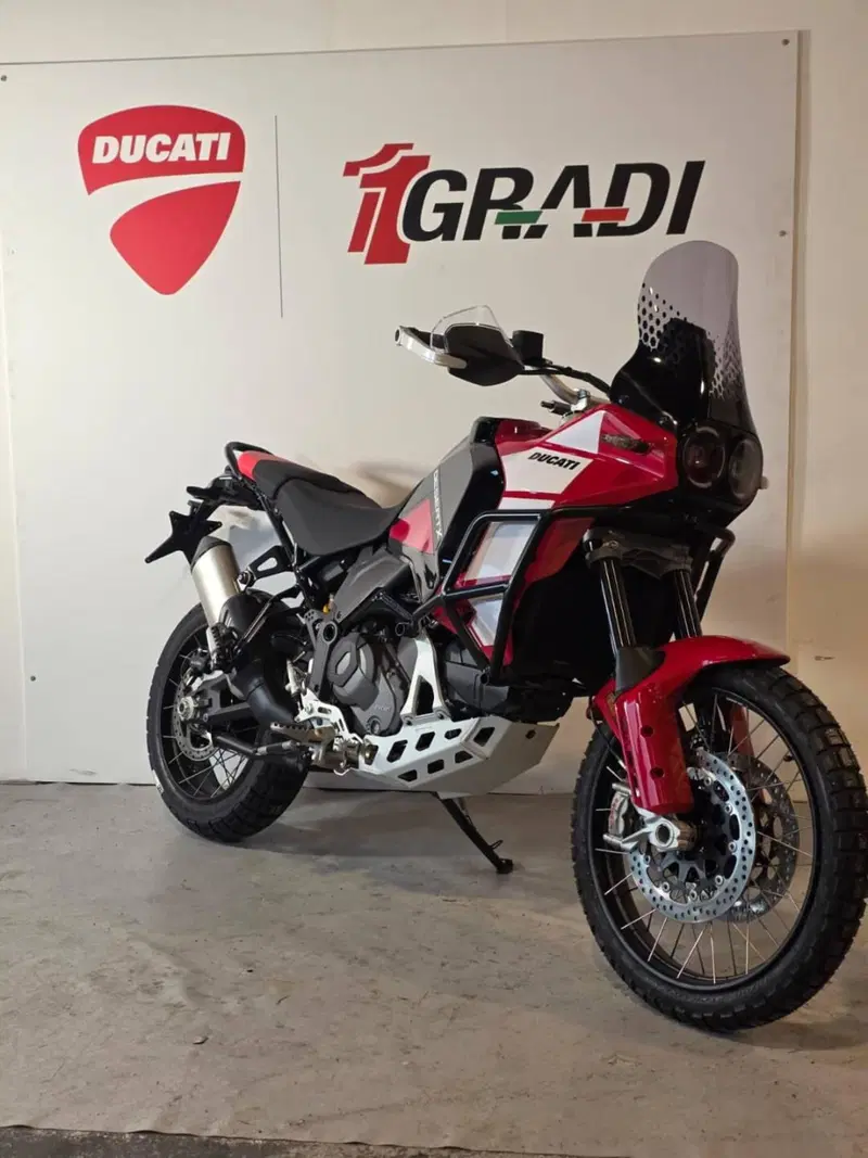Ducati DesertX Discovery (2025)