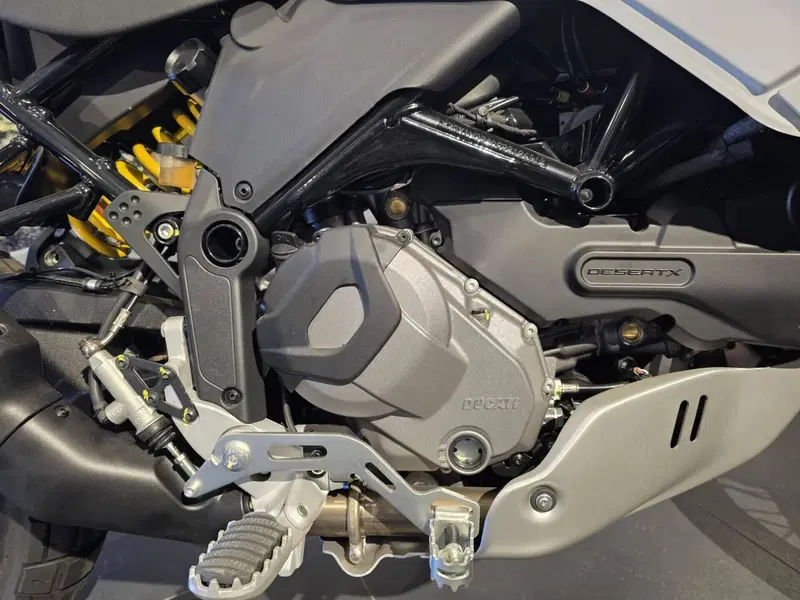 Ducati DesertX (2022 - 25) (7)