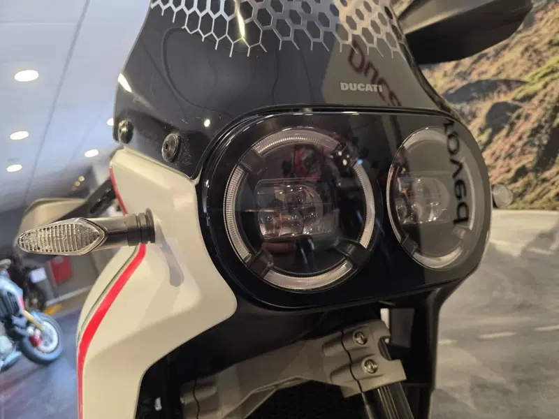 Ducati DesertX (2022 - 25) (9)