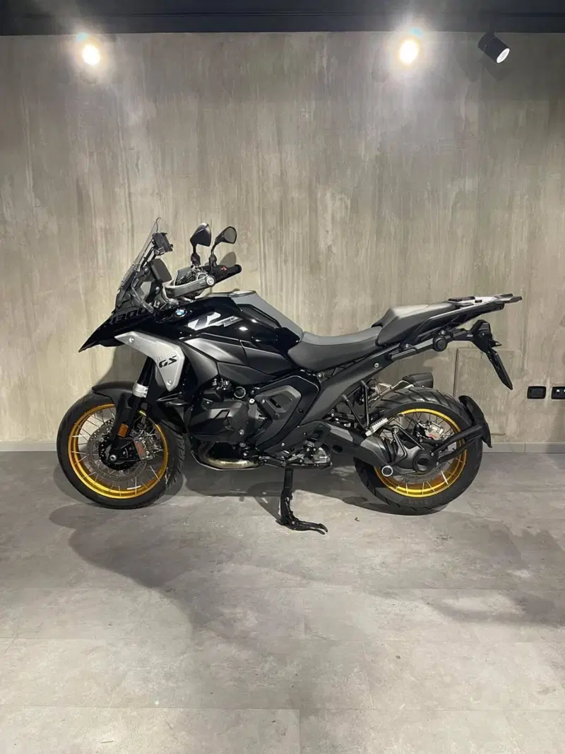 Bmw R 1300 GS Triple Black (2023 - 26) (2)