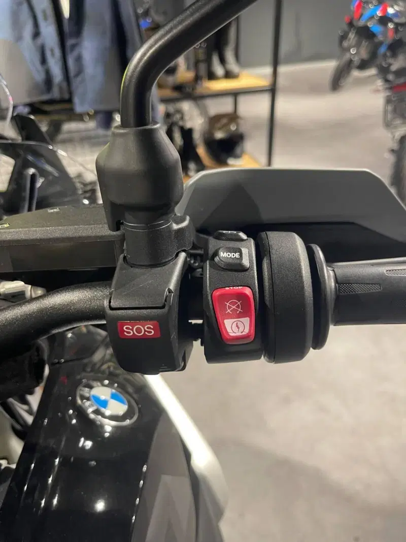 Bmw R 1300 GS Triple Black (2023 - 26) (7)