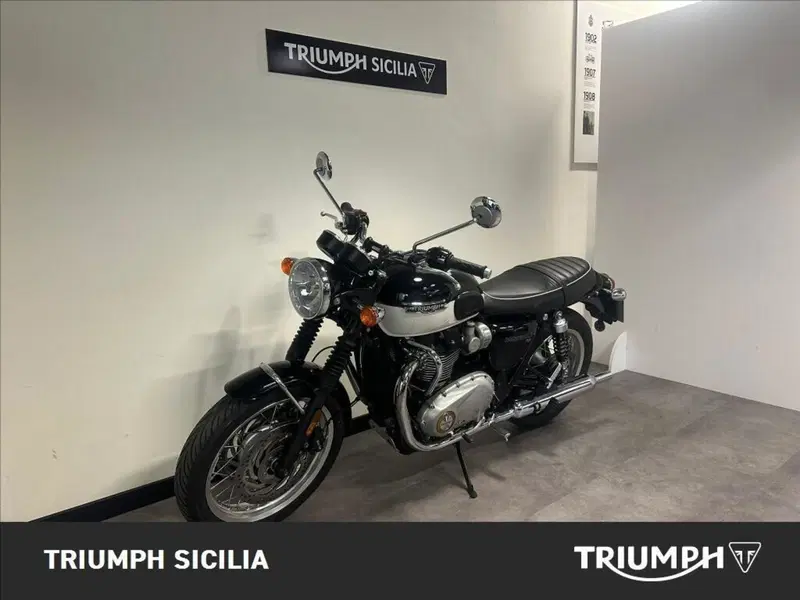 Triumph Bonneville T120 (2021 - 25) (5)